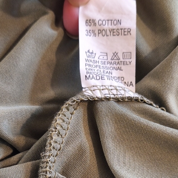 Miselon Women's  Green Cold Shoulder Top , Size XL - Picture 7 of 8